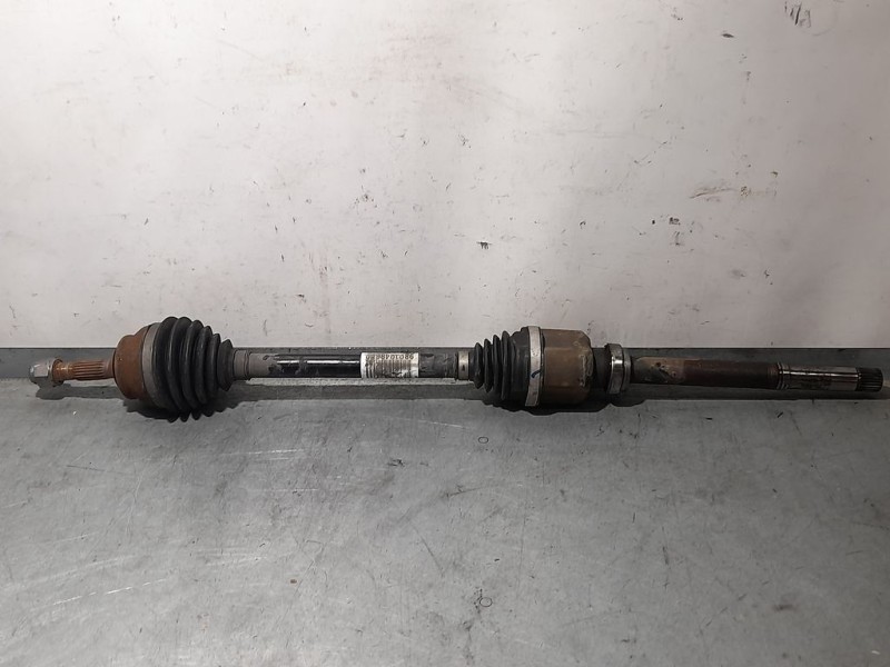 Recambio de transmision delantera derecha para peugeot 208 active referencia OEM IAM 9801048680  