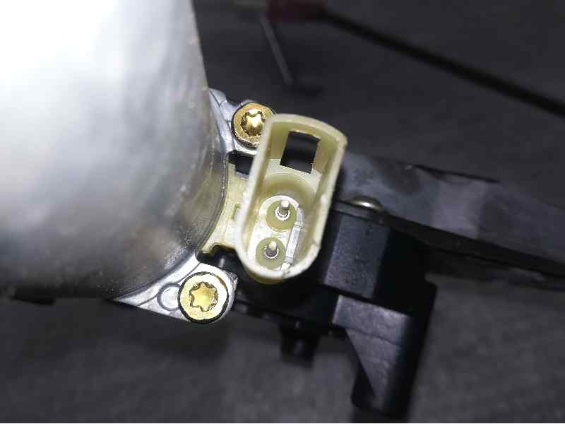 Recambio de elevalunas trasero izquierdo para ford mondeo berlina (gd) referencia OEM IAM 0130821792 2 PINS ELECTRICO 