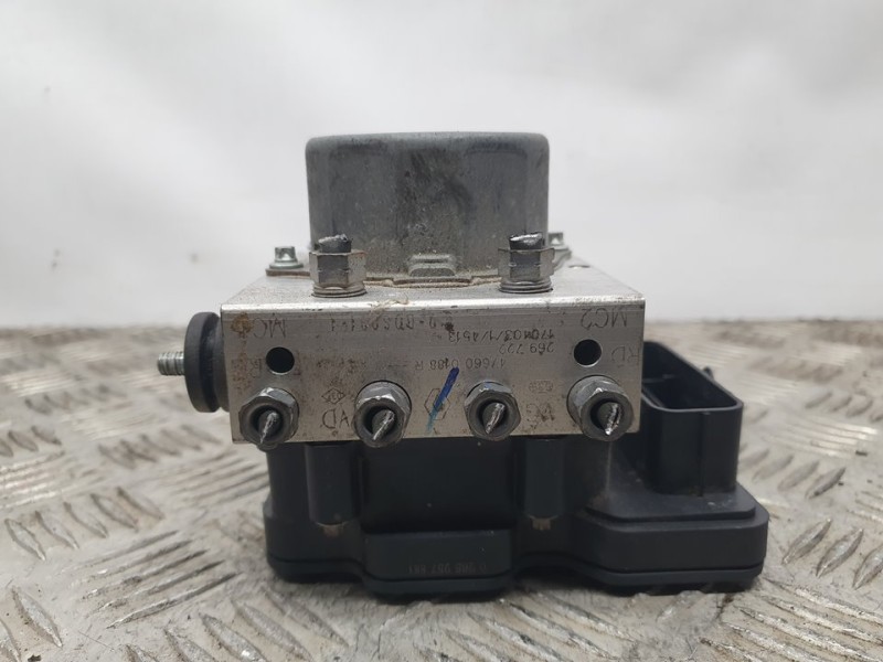 Recambio de abs para renault clio iv business referencia OEM IAM 476600188R 269722 