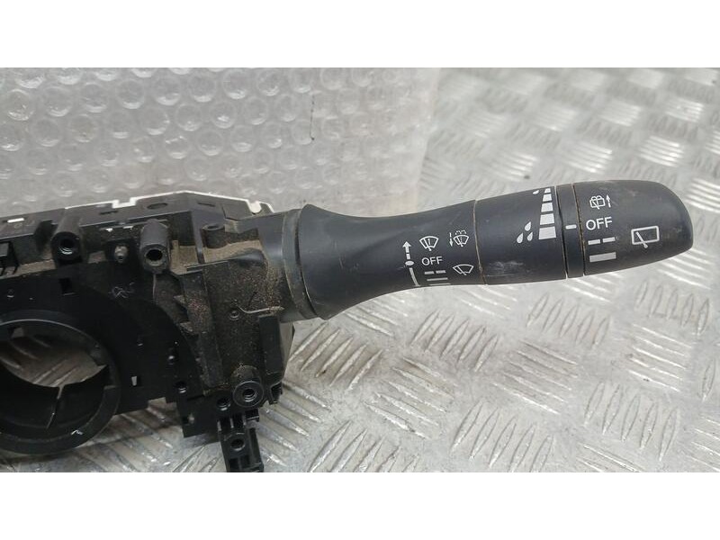 Recambio de mando luces y limpia para nissan pulsar (c13) acenta referencia OEM IAM 16517SD1  