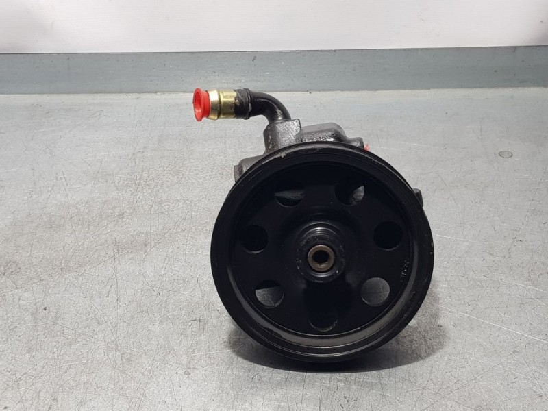 Recambio de bomba direccion para ford focus berlina (cak) trend referencia OEM IAM 2GB3003  