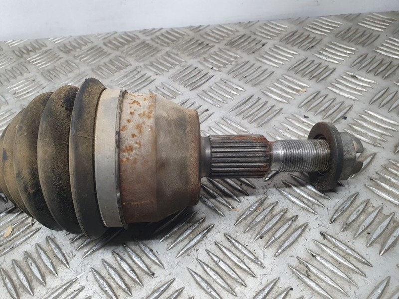 Recambio de transmision delantera izquierda para ford focus lim. trend referencia OEM IAM AV613B437HB  FOMOCO