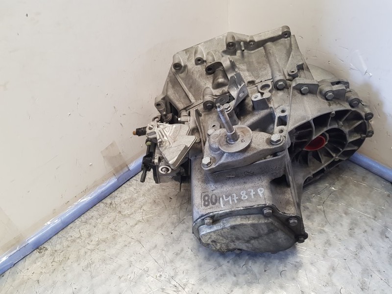 Recambio de caja cambios para peugeot 3008 style referencia OEM IAM 20EA07 18960 6VELOCIDADES