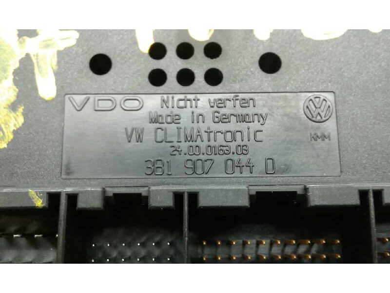Recambio de mando climatizador para volkswagen passat berlina (3b3) referencia OEM IAM 2400016303 1000001924021 3B1907044D