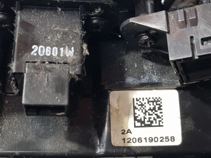 Recambio de mando calefaccion / aire acondicionado para chevrolet aveo berlina hatchback ls referencia OEM IAM 95104385 20T38438