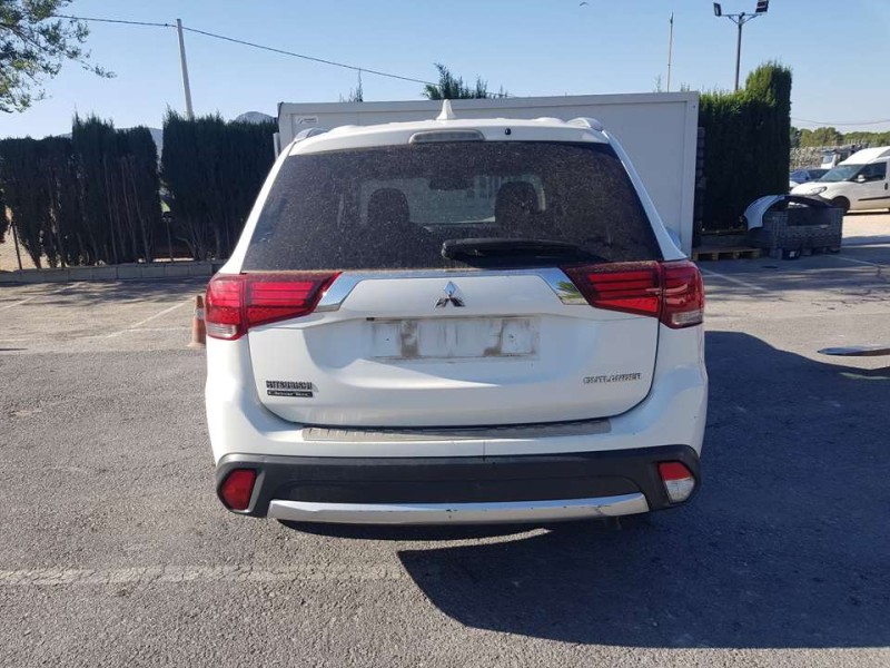 mitsubishi outlander (gf0) del año 2017