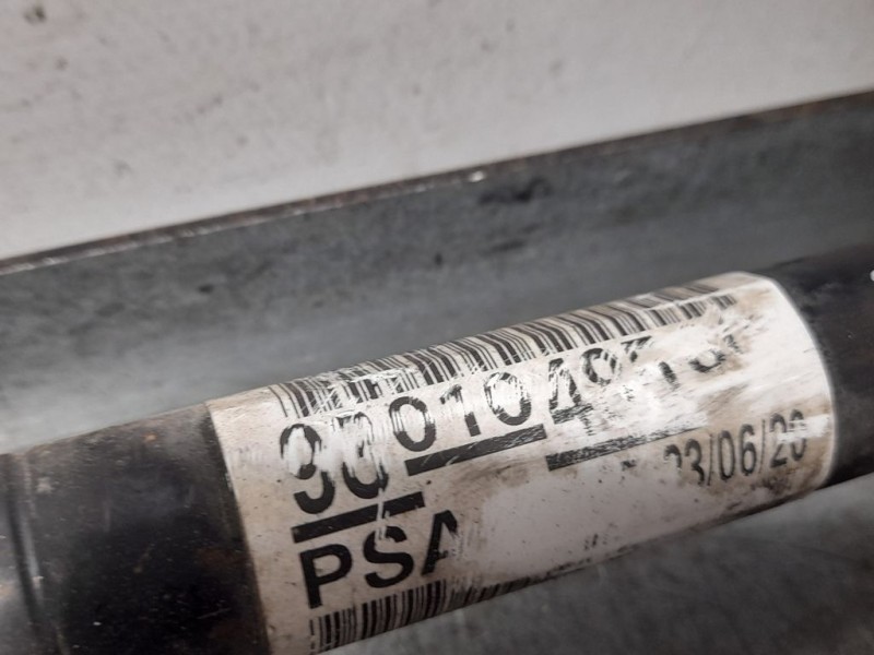 Recambio de transmision delantera izquierda para peugeot 208 active referencia OEM IAM 9801048580  