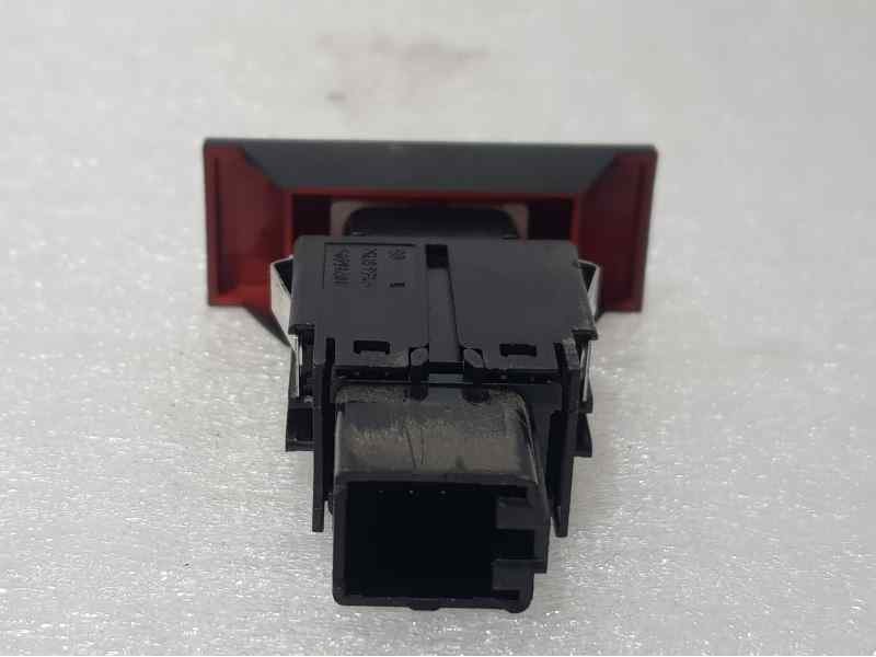 Recambio de warning para seat ibiza st (6p8) style connect referencia OEM IAM 5F0953235B 30S10135028 