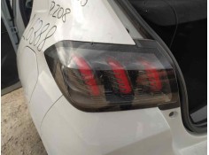 Recambio de piloto trasero izquierdo para peugeot 208 (p2) allure referencia OEM IAM 9823216880  LED
