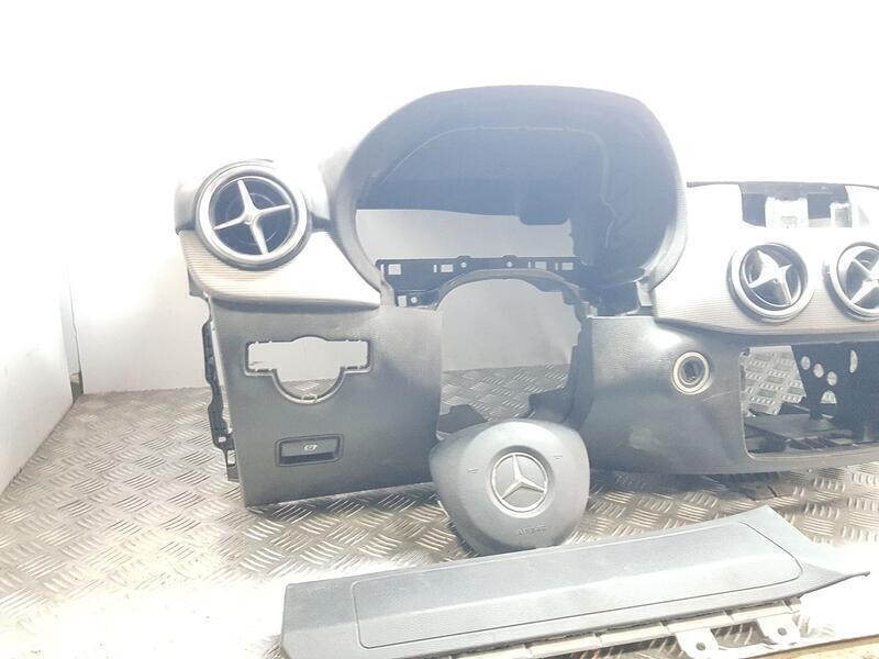 Recambio de kit airbag para mercedes-benz clase b (w246) b 180 cdi (246.212) referencia OEM IAM A2466802002 C/ SALPICADERO 