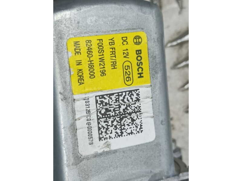 Recambio de elevalunas delantero derecho para kia stonic (ybcuv) black edition referencia OEM IAM 82460H8000 F00S1W2196 BOSCH EL