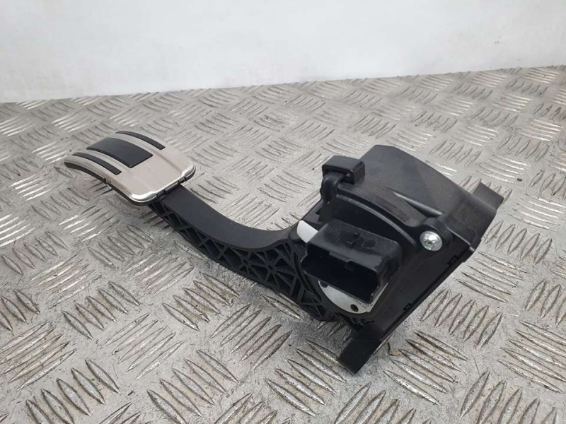 Recambio de potenciometro pedal para peugeot 308 gt referencia OEM IAM 9836042080 028075500G 