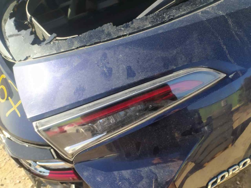 Recambio de piloto trasero izquierdo para toyota corolla (e21) hybrid stile referencia OEM IAM 8156102C40  