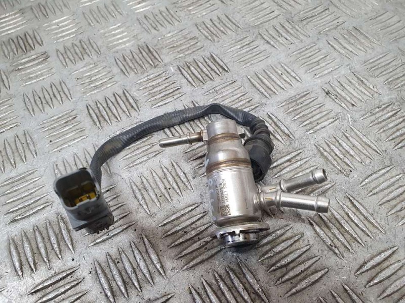 Recambio de inyector adblue para renault express van referencia OEM IAM 208995377R A2C39941900 