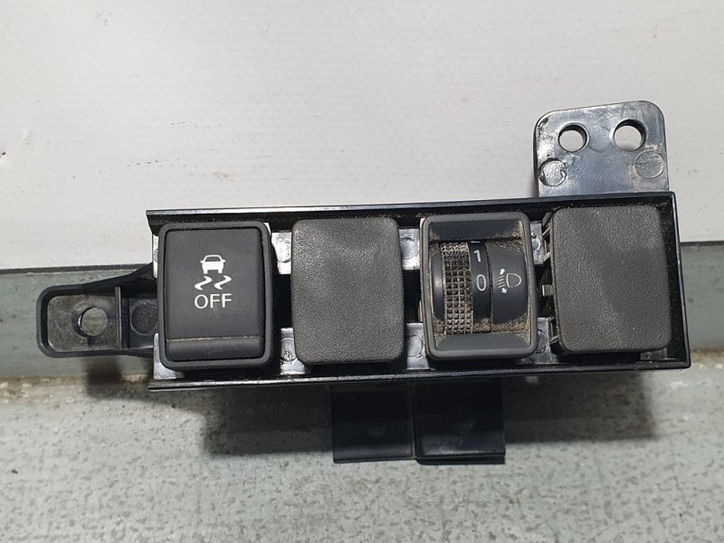 Recambio de mando multifuncion para nissan qashqai (j11) acenta referencia OEM IAM   SIN REFERENCIA