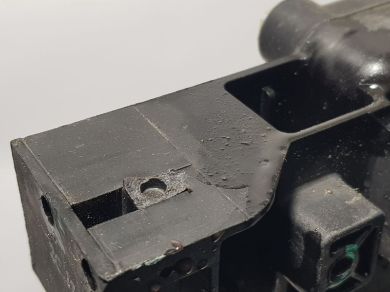 Recambio de radiador agua para chevrolet aveo berlina hatchback ls referencia OEM IAM 94516938  PATAS ROTAS