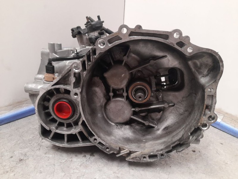 Recambio de caja cambios para hyundai tucson (jm) 2.0 crdi comfort referencia OEM IAM S815JE 6 VELOCIDADES 032018
