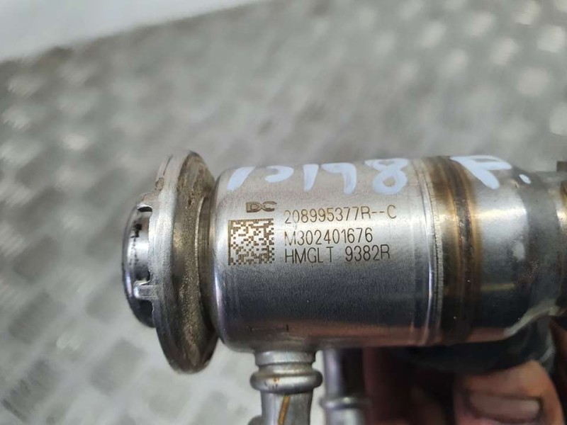 Recambio de inyector adblue para renault express van referencia OEM IAM 208995377R A2C39941900 