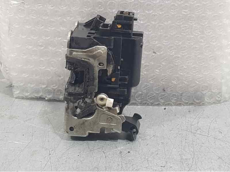 Recambio de cerradura puerta delantera derecha para dacia dokker abiance referencia OEM IAM 805025267R  