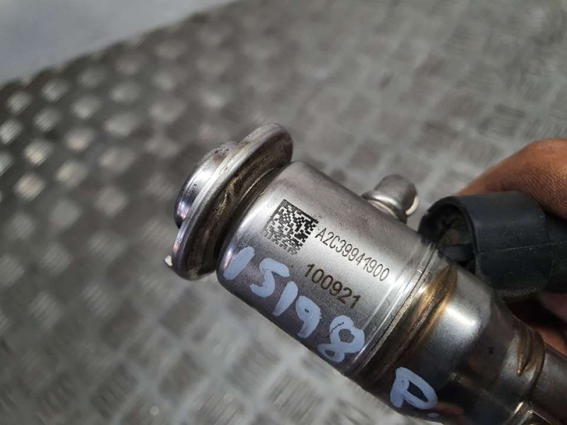 Recambio de inyector adblue para renault express van referencia OEM IAM 208995377R A2C39941900 