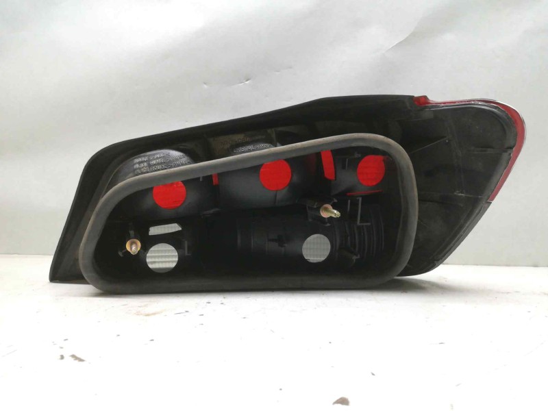 Recambio de piloto trasero izquierdo para peugeot 306 berlina 3/5 puertas (s1) referencia OEM IAM   