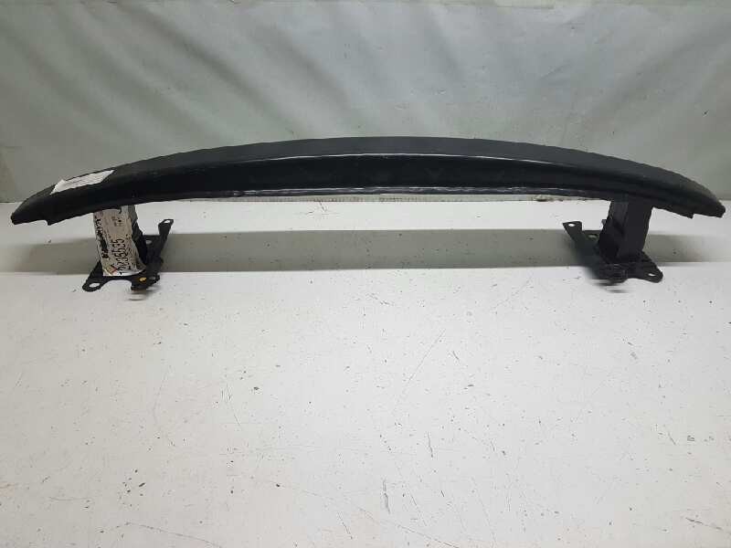 Recambio de refuerzo paragolpes delantero para volkswagen polo (9n3) referencia OEM IAM 12035535  