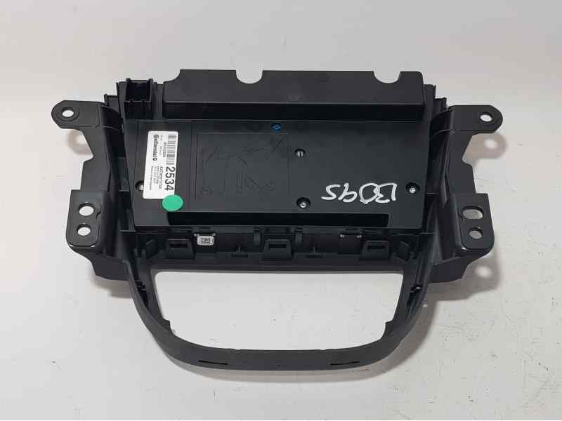 Recambio de mando radio para opel mokka selective referencia OEM IAM 95052534 A2C96673700 CONTINENTAL