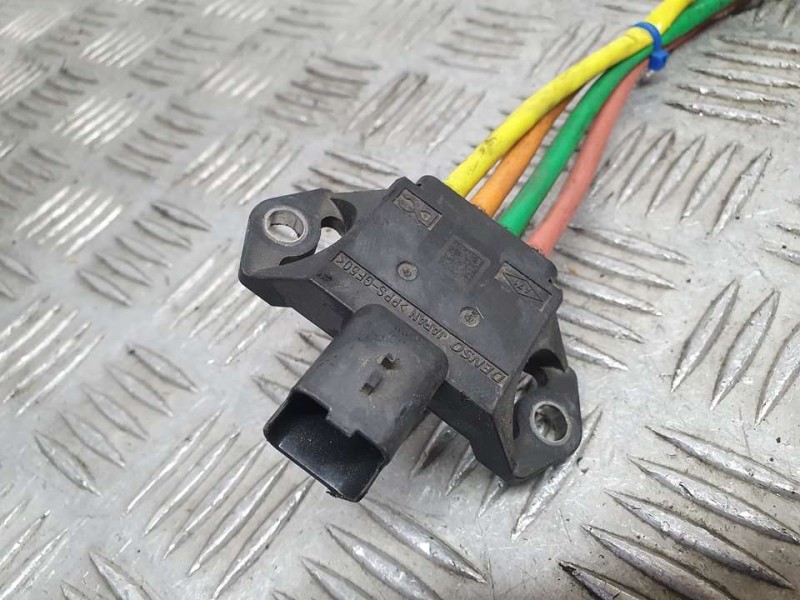 Recambio de sensor para renault express van referencia OEM IAM 226582354R 2658001100 