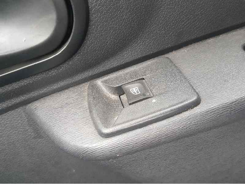 Recambio de mando elevalunas delantero derecho para dacia dokker abiance referencia OEM IAM 254217475R  TOCADA