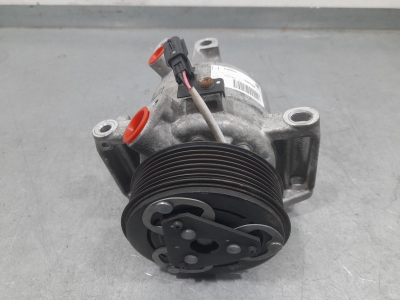 Recambio de compresor aire acondicionado para nissan micra v (k14) acenta referencia OEM IAM 9256003541R T99133AA VALEO