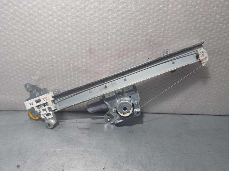 Recambio de elevalunas delantero izquierdo para nissan micra v (k14) acenta referencia OEM IAM 807215FA0A  ELECTRICO 6 PINES