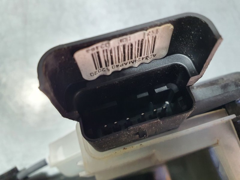 Recambio de cerradura puerta delantera derecha para peugeot 2008 (p1) allure referencia OEM IAM 16944084  