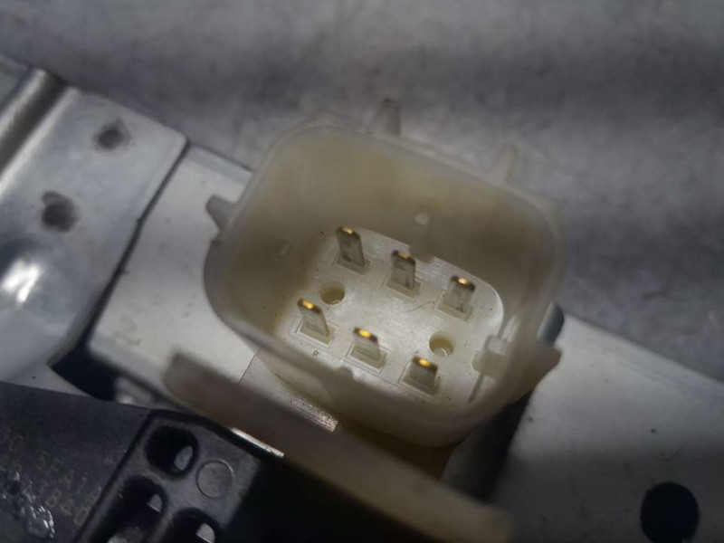 Recambio de elevalunas delantero izquierdo para nissan micra v (k14) acenta referencia OEM IAM 807215FA0A  ELECTRICO 6 PINES