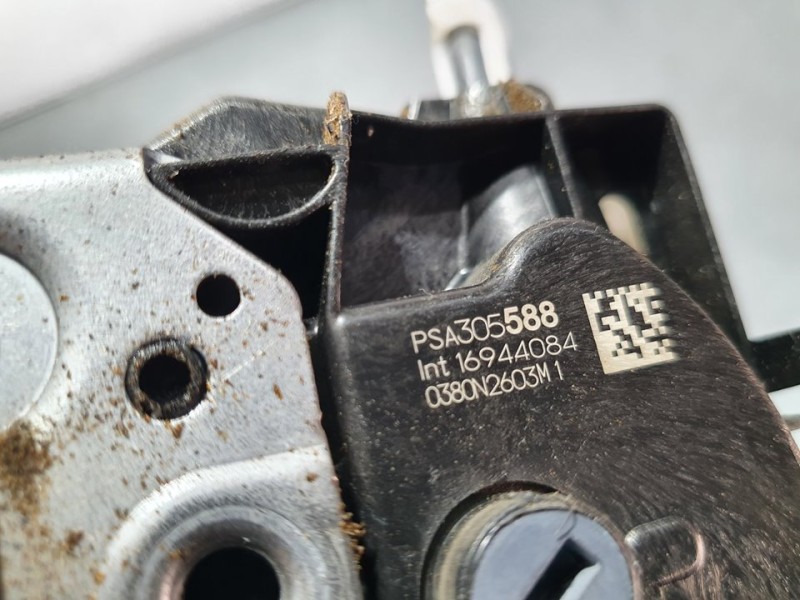 Recambio de cerradura puerta delantera derecha para peugeot 2008 (p1) allure referencia OEM IAM 16944084  