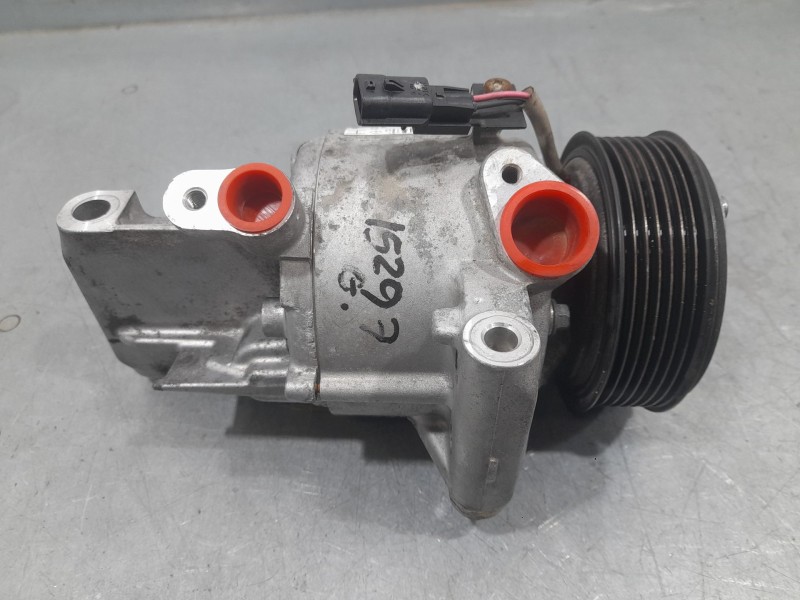Recambio de compresor aire acondicionado para nissan micra v (k14) acenta referencia OEM IAM 9256003541R T99133AA VALEO