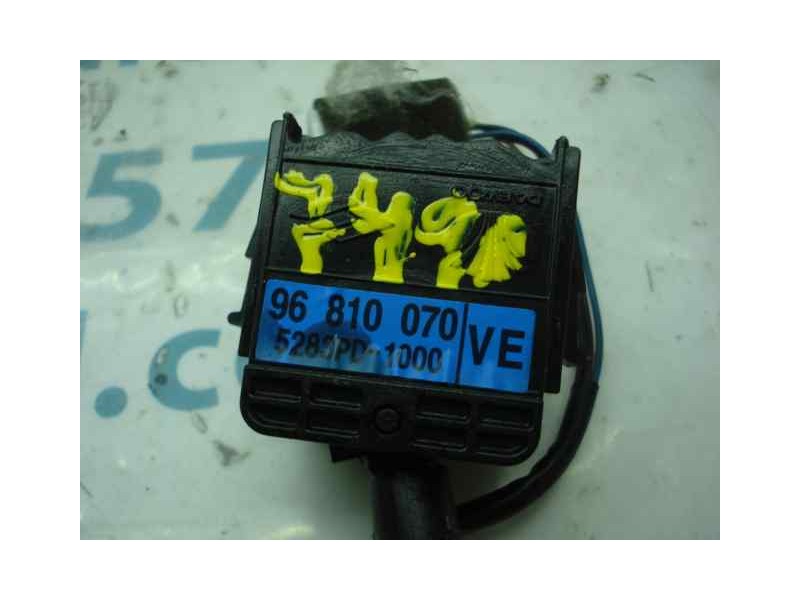 Recambio de mando limpia para chevrolet aveo ls referencia OEM IAM 96810070  
