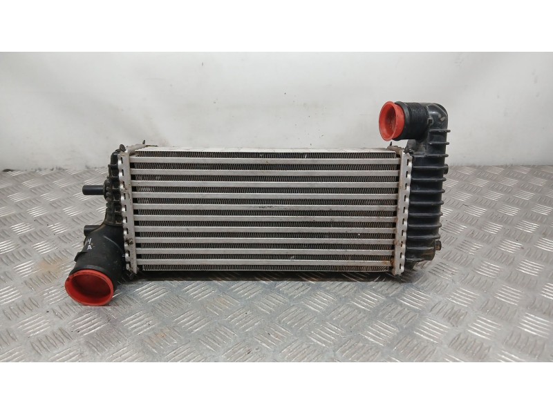 Recambio de intercooler para ford focus iii 1.6 tdci referencia OEM IAM 2027395  