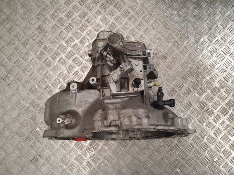 Recambio de caja cambios para suzuki swift berlina (mz) gl (5-ptas.) referencia OEM IAM F17W355 A17862 5VELOCIDADES