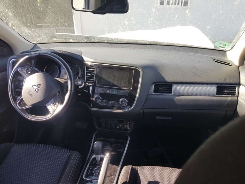 mitsubishi outlander (gf0) del año 2017