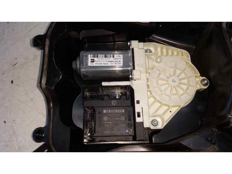 Recambio de elevalunas delantero derecho para seat leon (1p1) reference referencia OEM IAM   ELECTRICO