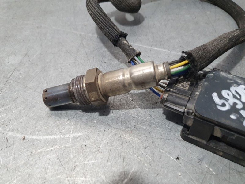 Recambio de sonda lambda para peugeot 308 allure referencia OEM IAM 9811207180 0281006853854 BOSCH