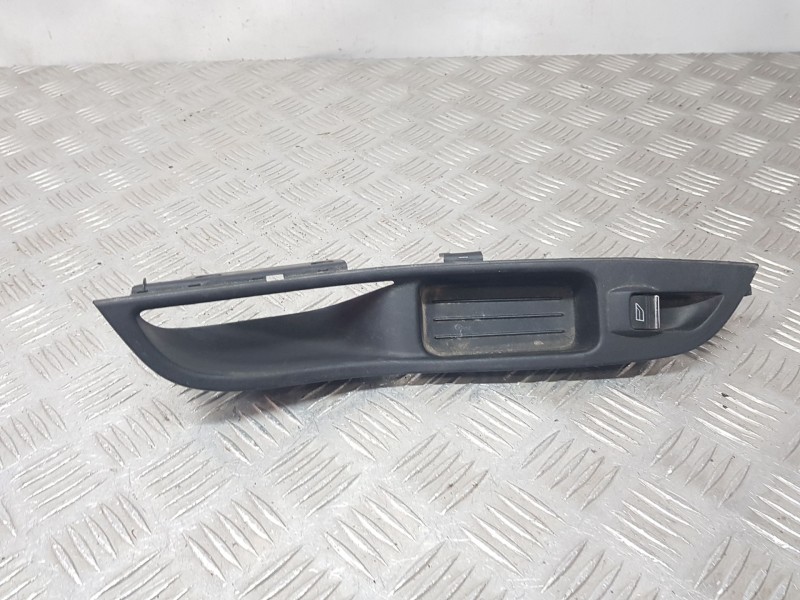 Recambio de mando elevalunas delantero derecho para ford focus iii 1.6 tdci referencia OEM IAM BM5T14529AB  