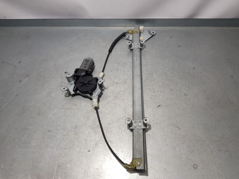 Recambio de elevalunas delantero derecho para nissan almera tino (v10m) acenta referencia OEM IAM   ARVINMERITOR ELECTRICO 2 PIN