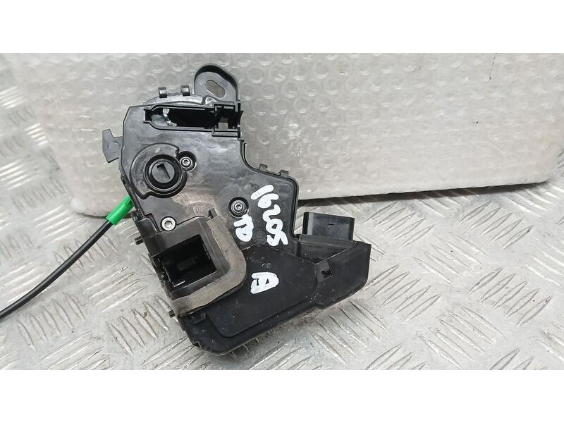 Recambio de cerradura puerta trasera derecha para peugeot 308 style referencia OEM IAM 9835418280  