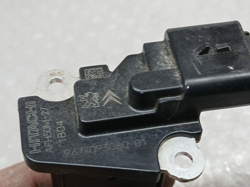 Recambio de caudalimetro para peugeot partner furgoneta/monovolumen (k9) 1.5 bluehdi 100 referencia OEM IAM 9677093080 HITACHI a