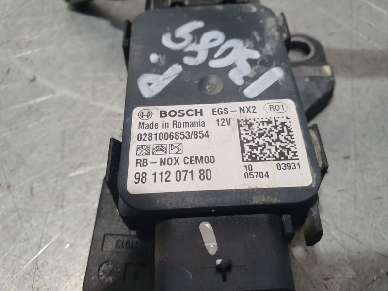 Recambio de sonda lambda para peugeot 308 allure referencia OEM IAM 9811207180 0281006853854 BOSCH