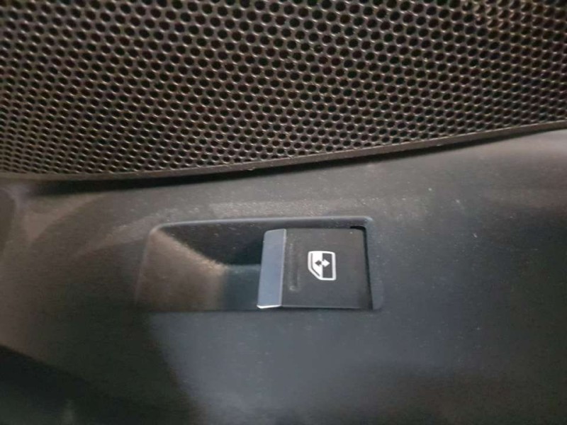 Recambio de juego asientos completo para audi a3 sedan (8ys) 35 tdi s line referencia OEM IAM 8Y0881405F C/ MANDO ELEVALUNAS DEL