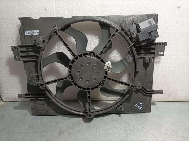 Recambio de electroventilador para nissan micra v (k14) acenta referencia OEM IAM 214815FA0B T18517B VALEO