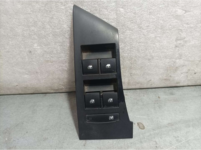 Recambio de mando elevalunas delantero izquierdo para opel astra j lim. 4türig business referencia OEM IAM 13305011  