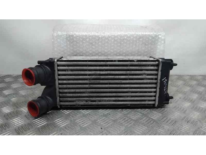 Recambio de intercooler para peugeot 5008 premium referencia OEM IAM 818837 818837 VALEO